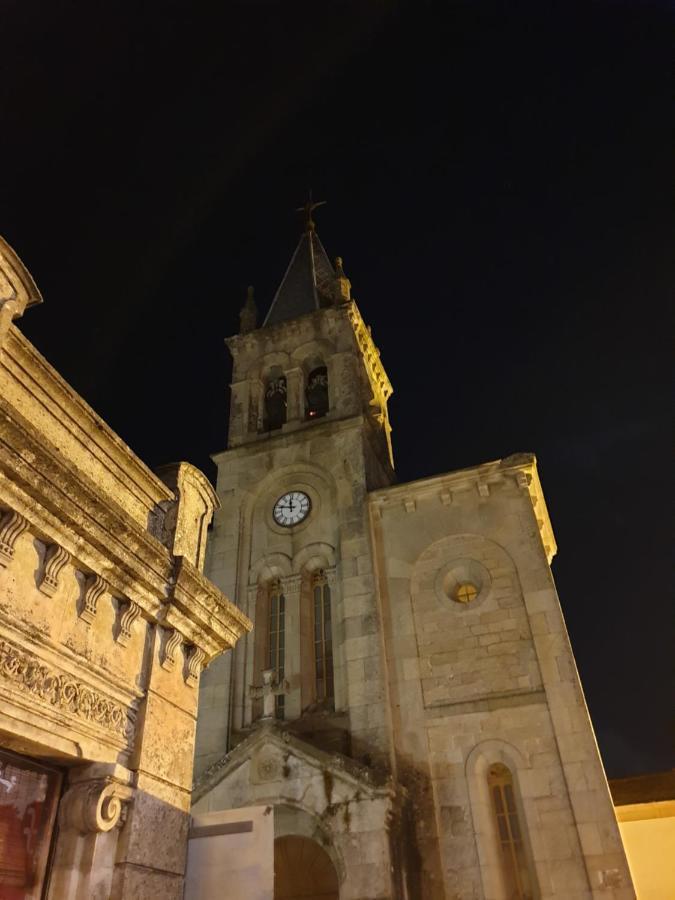 Sleeping Sarria Hotel Exterior foto